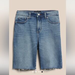 NWT Banana Republic Factory Bermuda Denim Short (old name Girlfriend Denim Short